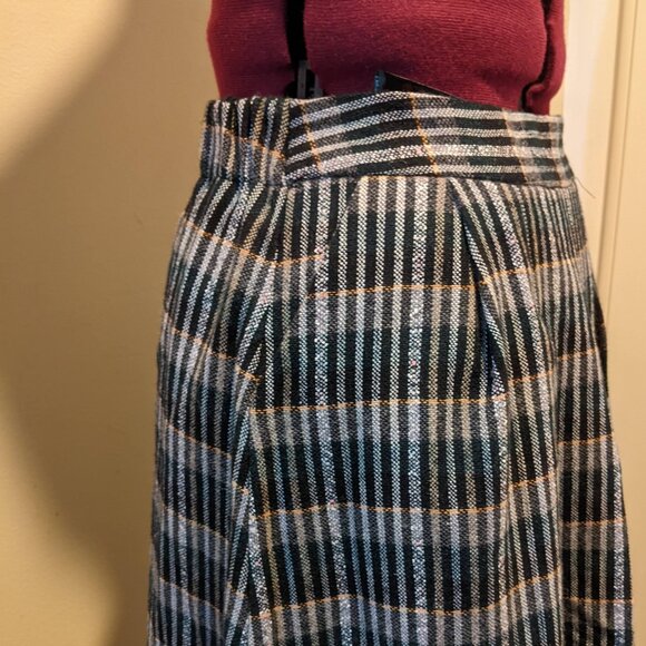 NWT Plaid Wool Pleated Midi Skirt – Size Medium - Picture 7 of 12